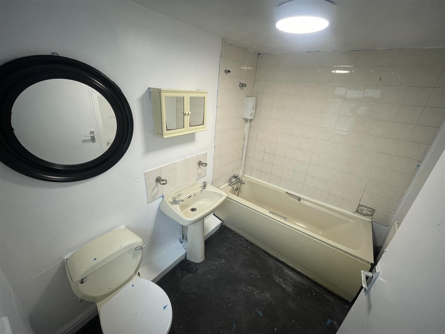 Flat Brackenbury Road in Preston