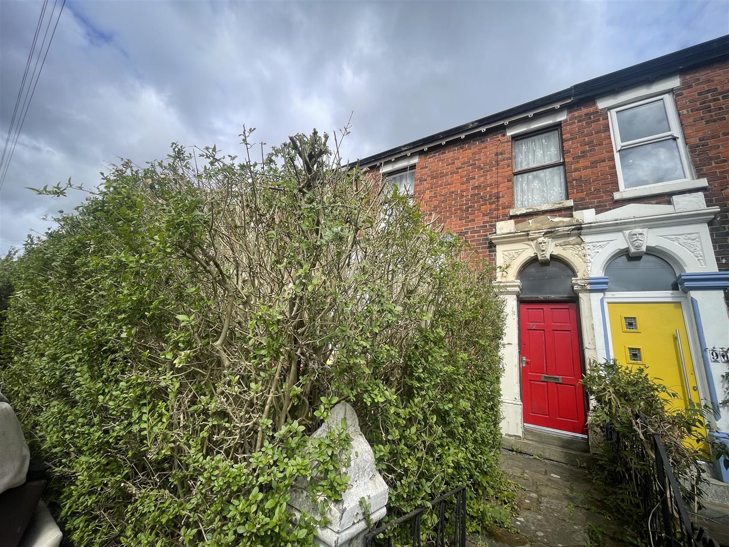 Flat Brackenbury Road in Preston