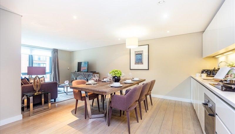 Flat Merchant Square in City of Westminster