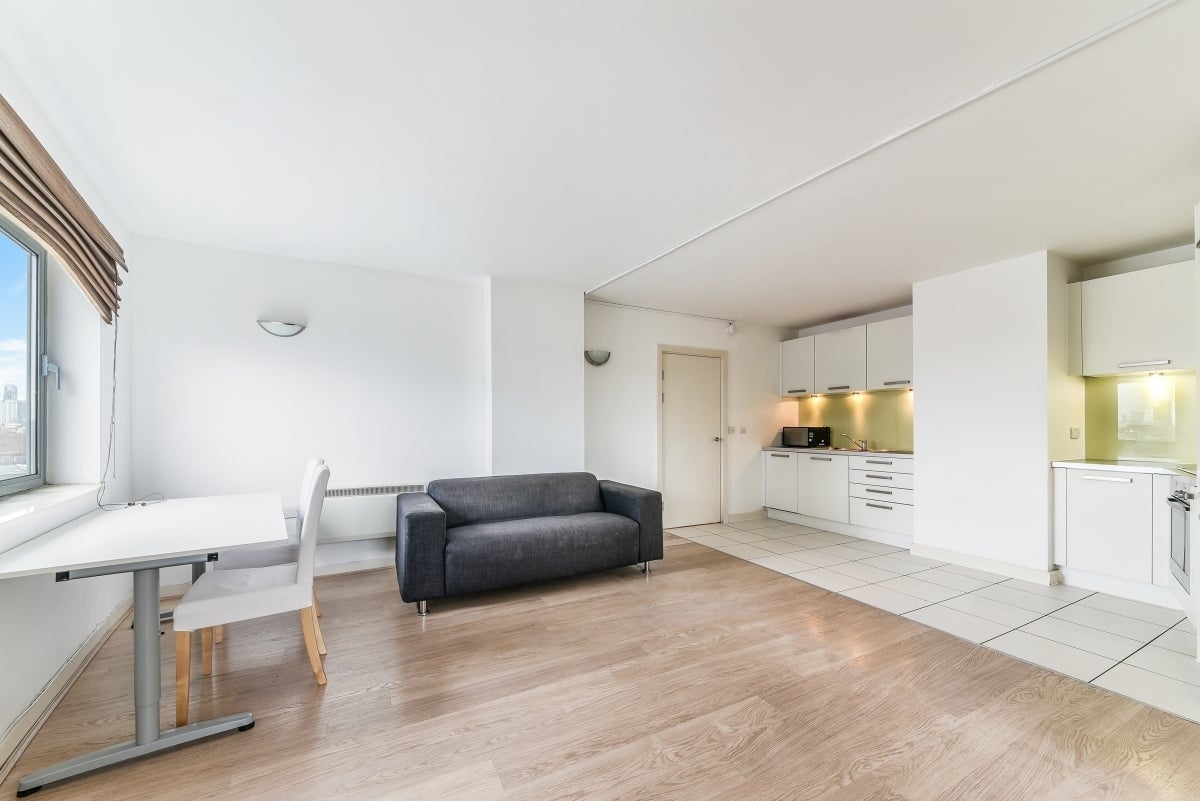 Flat Deals Gateway in Greater London
