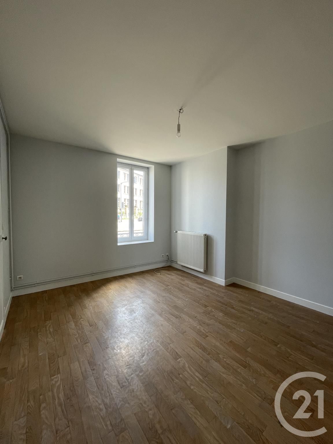 Flat Cours Jean Jaurès in Moulins