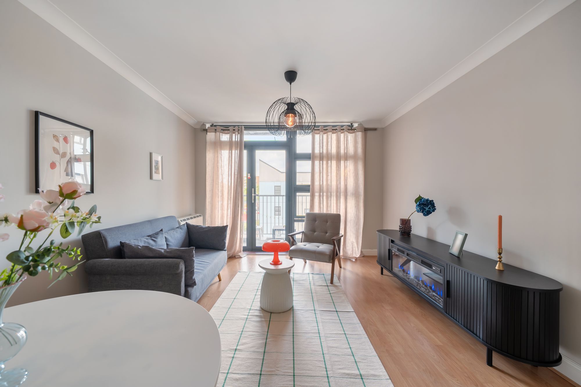 Flat Maltings Close in Greater London