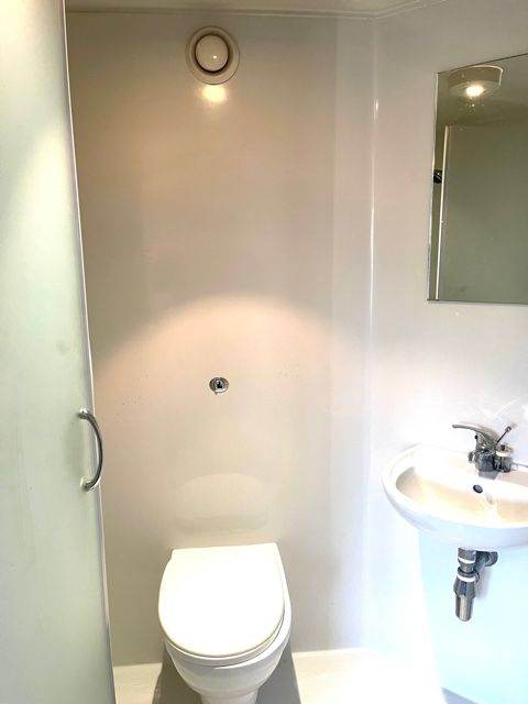 Room Claremont in Bradford
