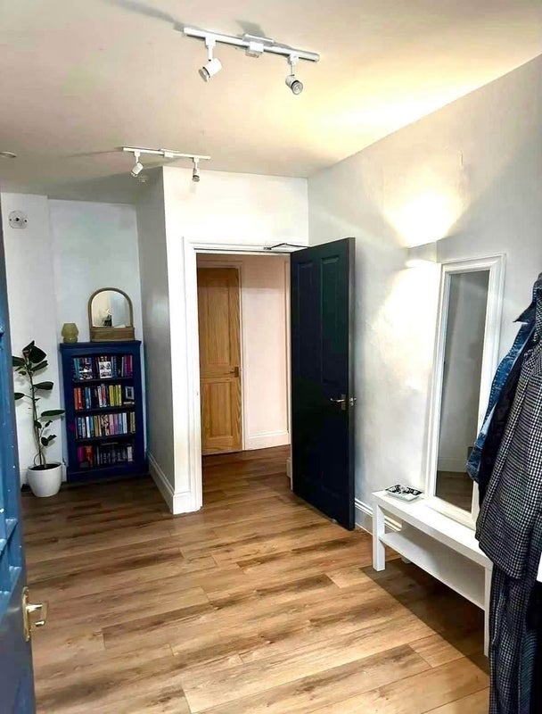 Room Redland Grove in Bristol