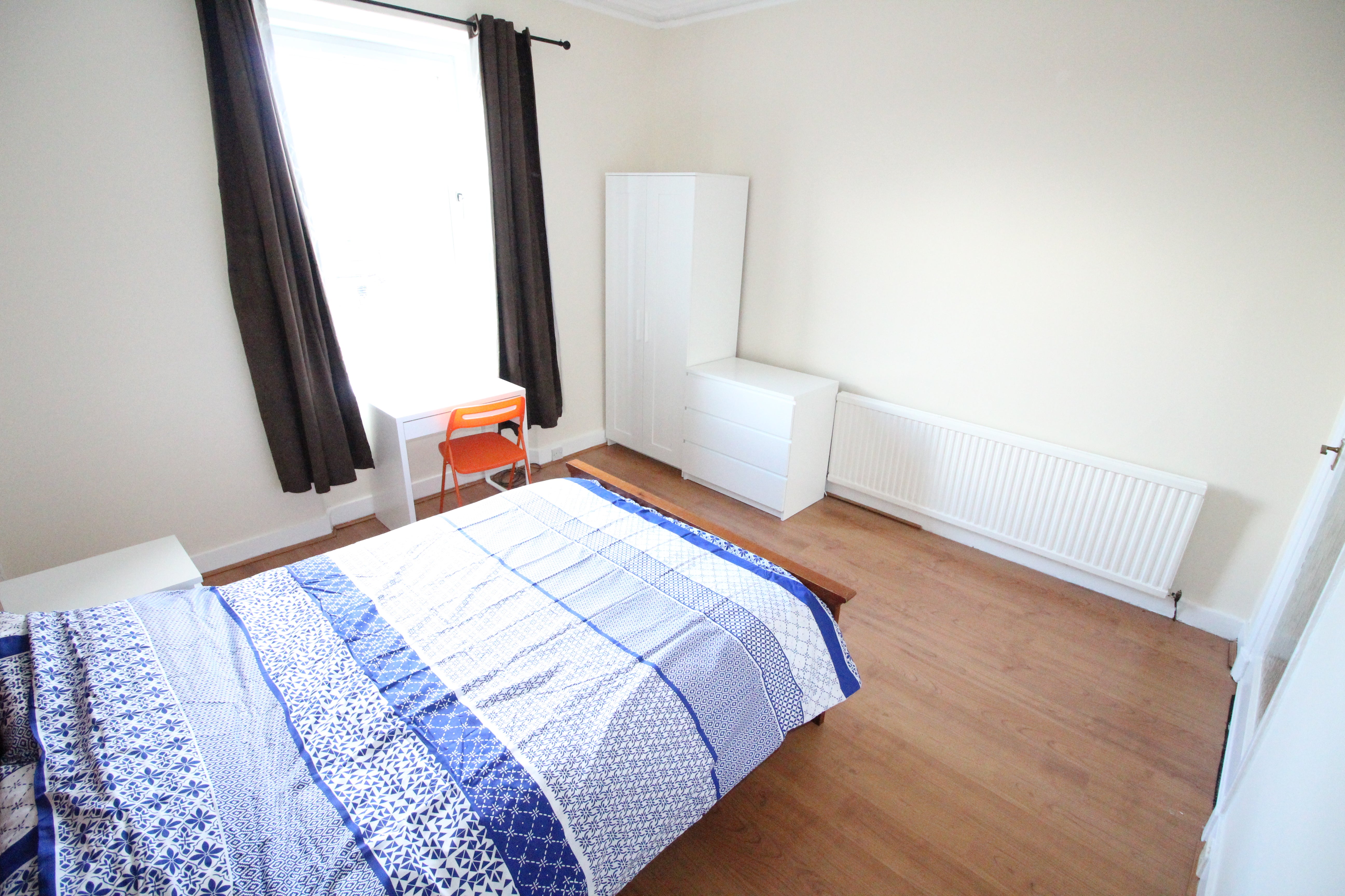 Flat Powis Place in Aberdeen City