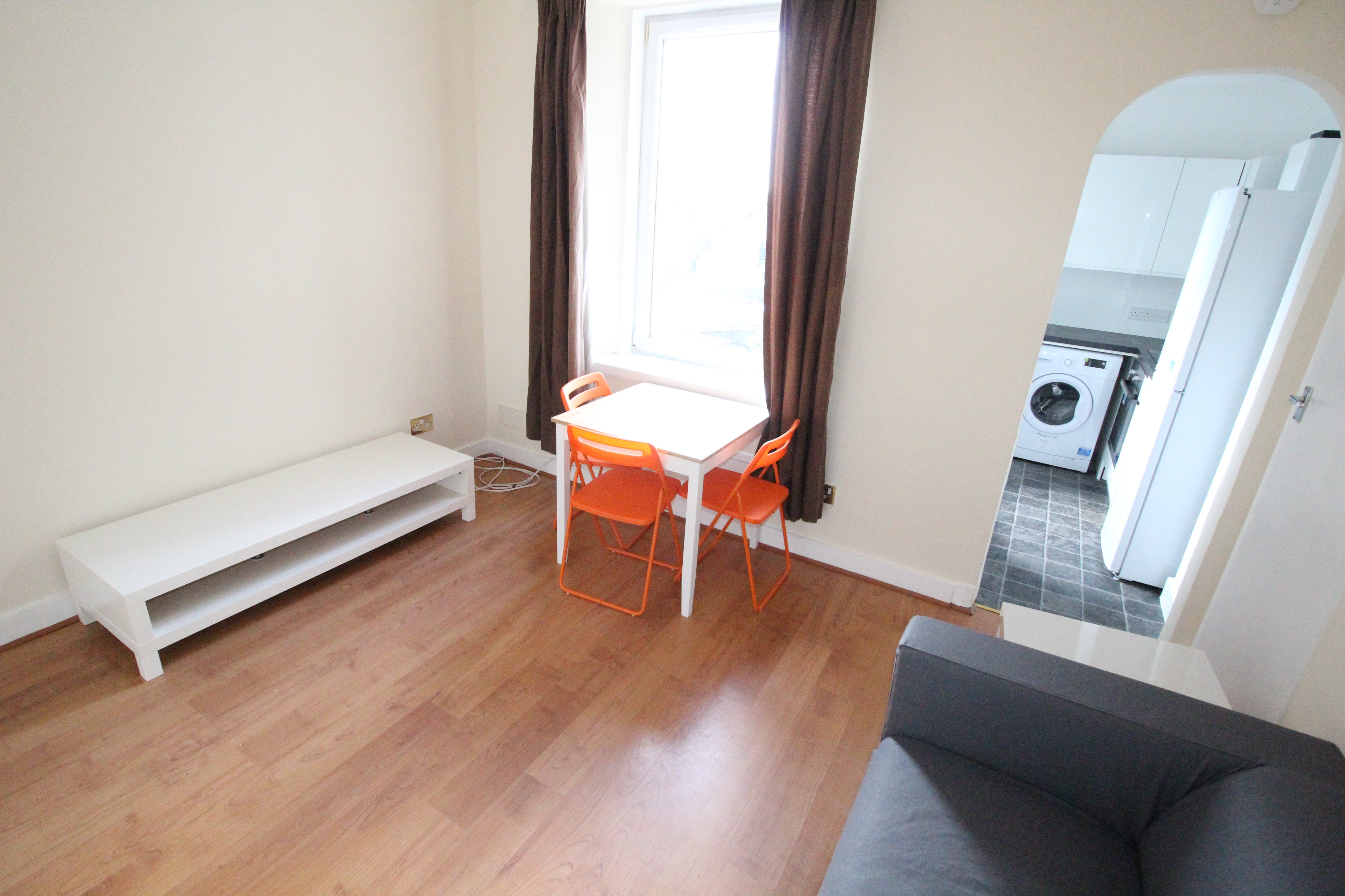 Flat Powis Place in Aberdeen City