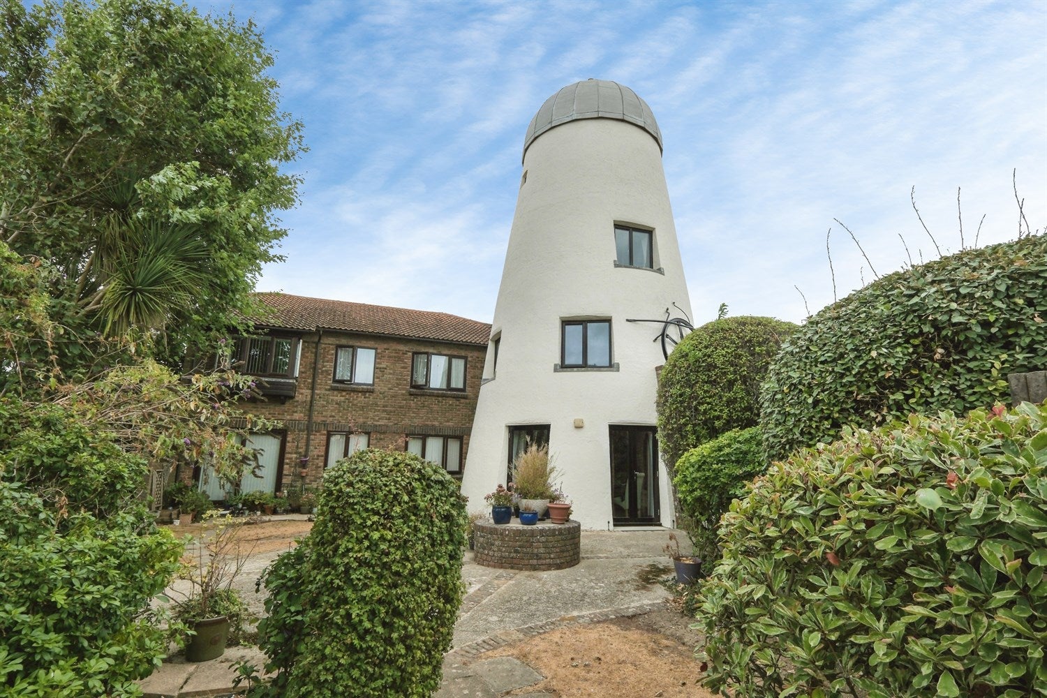 House Nyetimber Mill in Arun