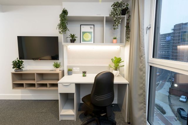 Room Tenter Street in Sheffield