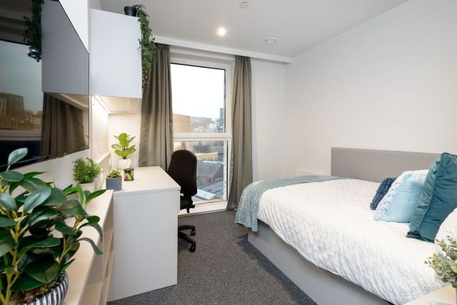 Room Tenter Street in Sheffield