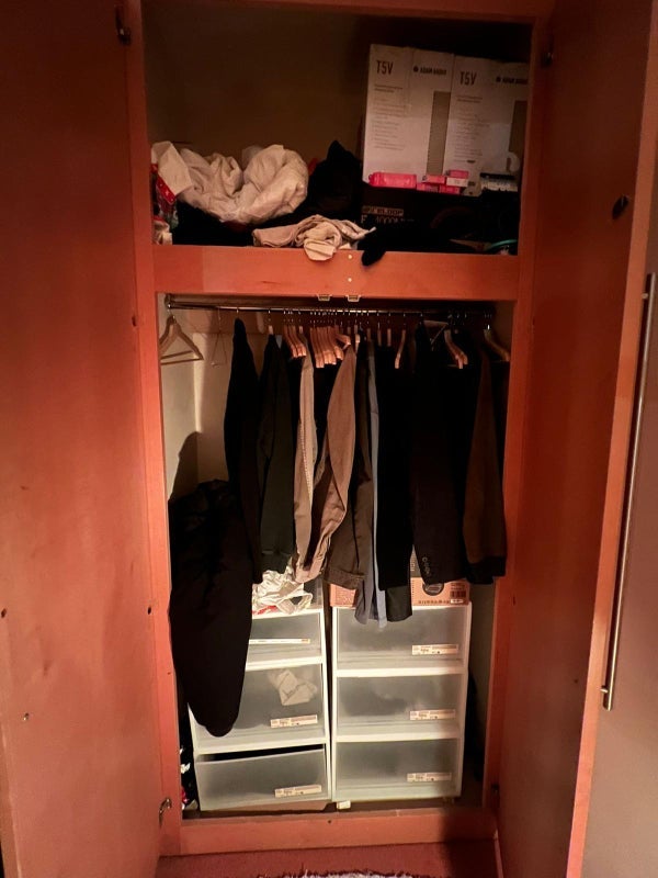 Room West Tenter Street in Greater London