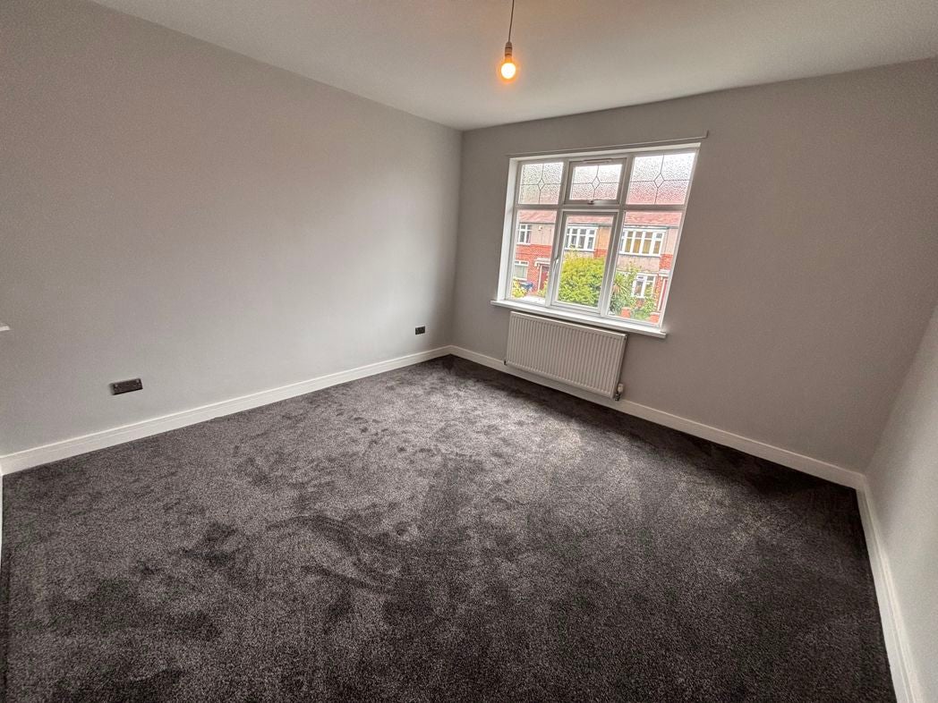 Flat Great North Road in Newcastle upon Tyne