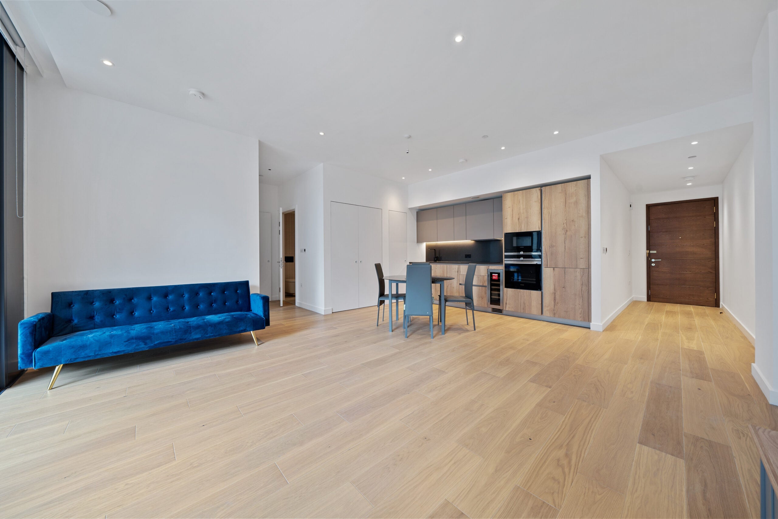 Flat Nile Street in Greater London