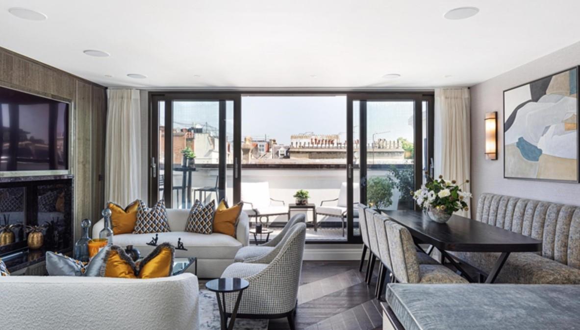 Flat Prince of Wales Terrace in Greater London