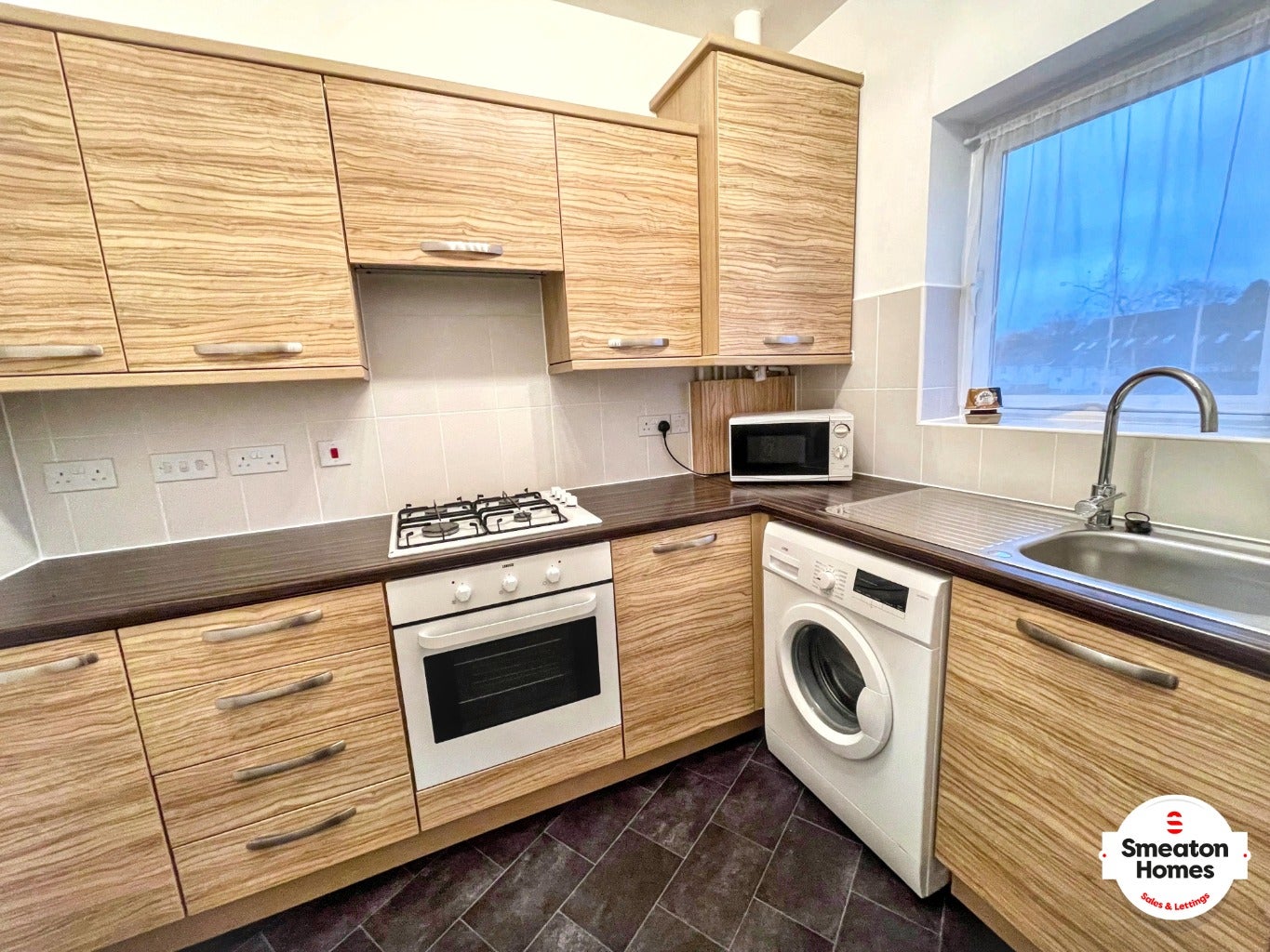Flat Samuel Bassett Avenue in Plymouth