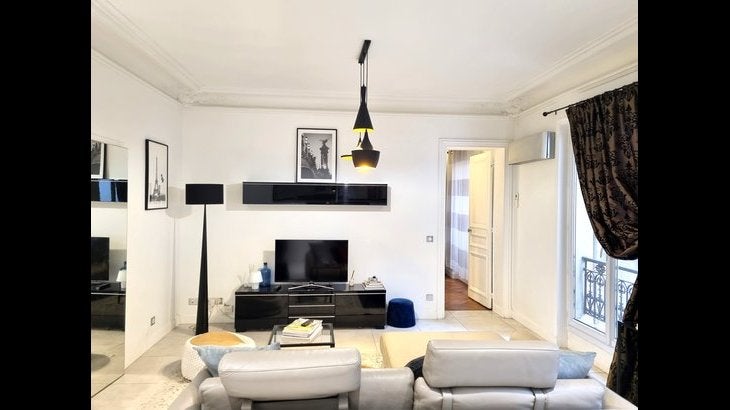 Appartement Rue du Boccador à Paris