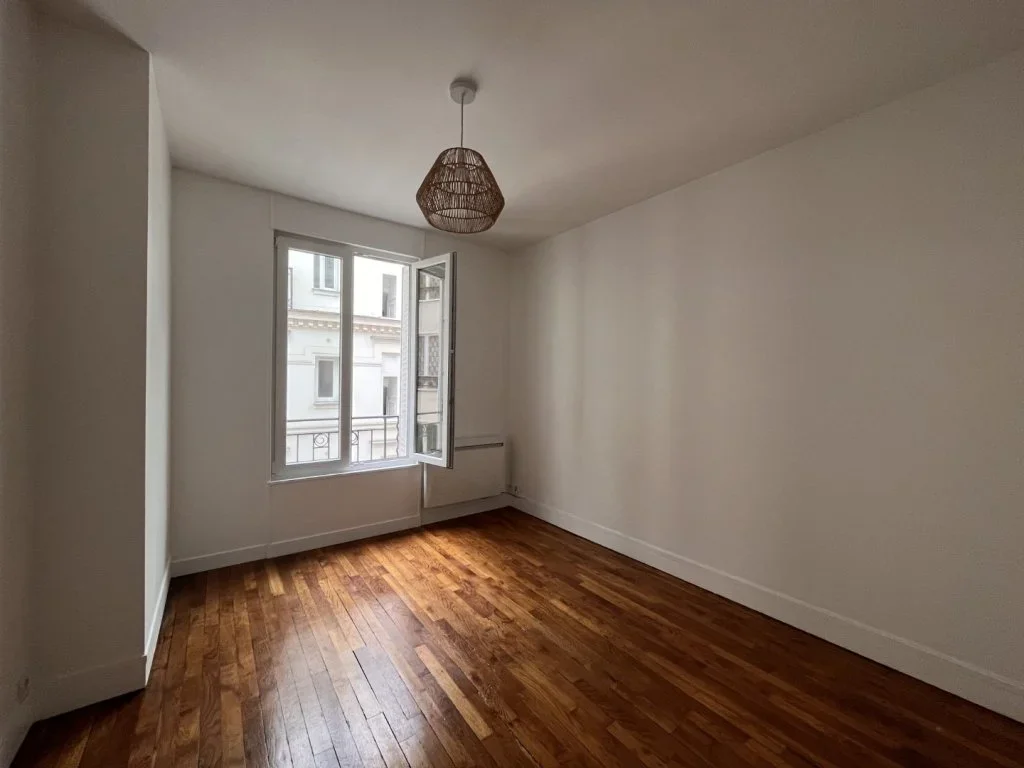 Flat Rue du Cherche-Midi in Paris
