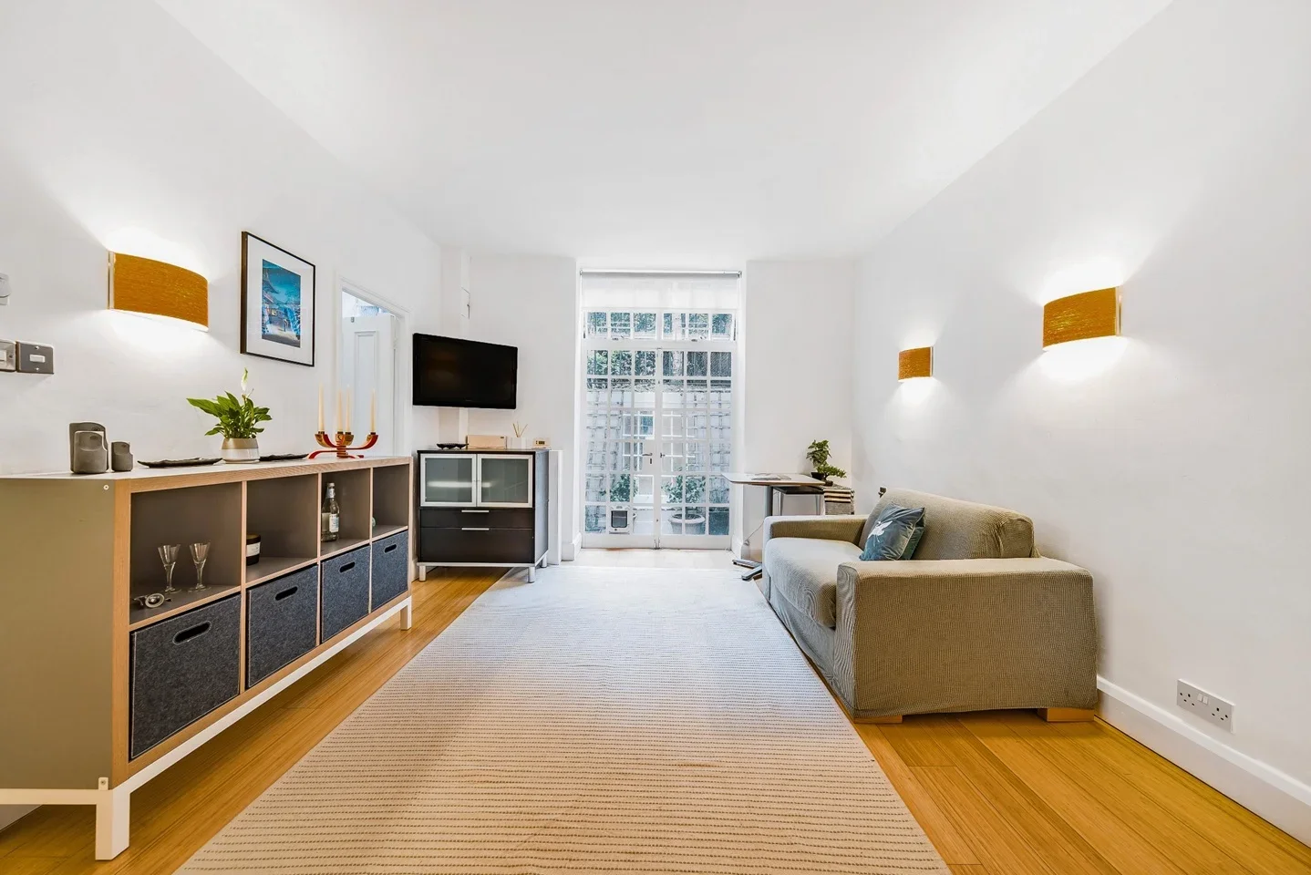 Flat Chelsea Manor Street in Greater London
