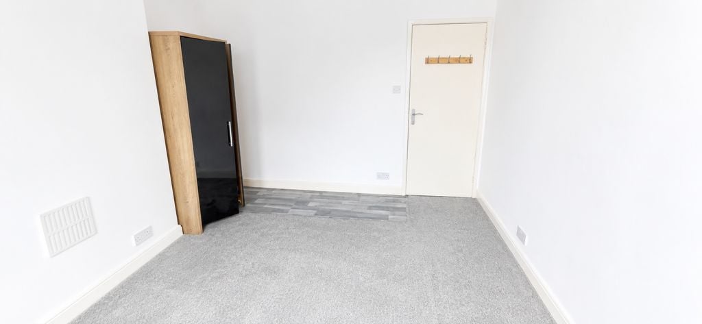 Flat Hartley Road in Nottingham