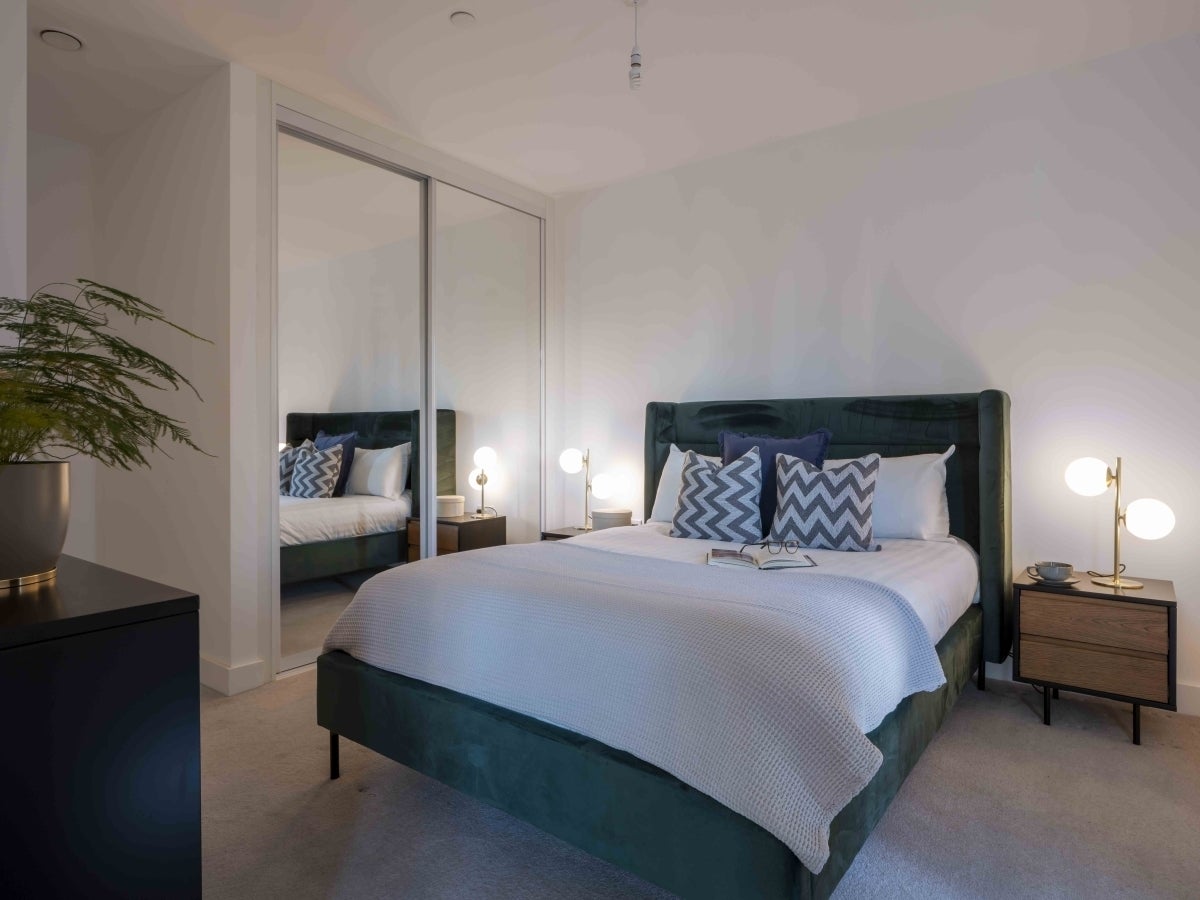 Flat Barking Wharf Square in Greater London