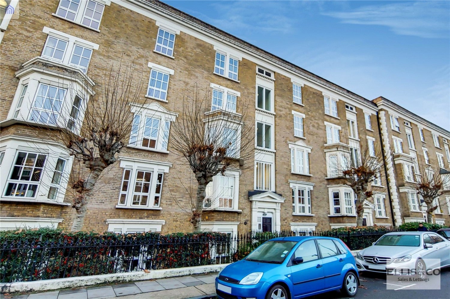 Flat Wilmot Street in Greater London