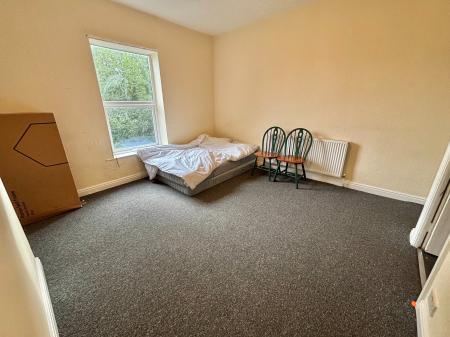 Flat Rectory Avenue in Manchester