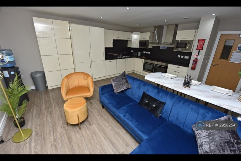 Room Aughton Street in West Lancashire