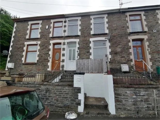 House Tanybryn Terrace in Pontygwaith