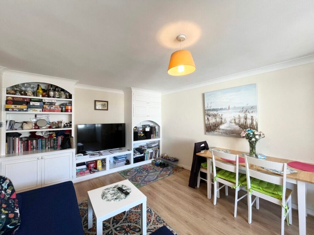 Flat Frederick Street in Rushmoor