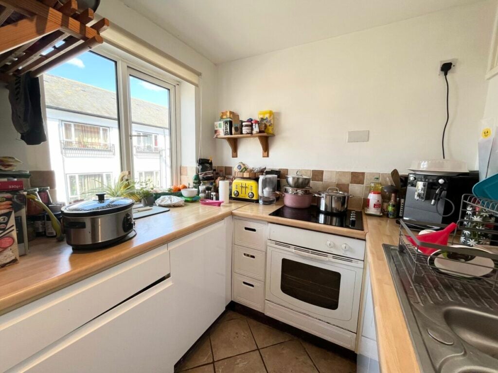 Flat Frederick Street in Rushmoor