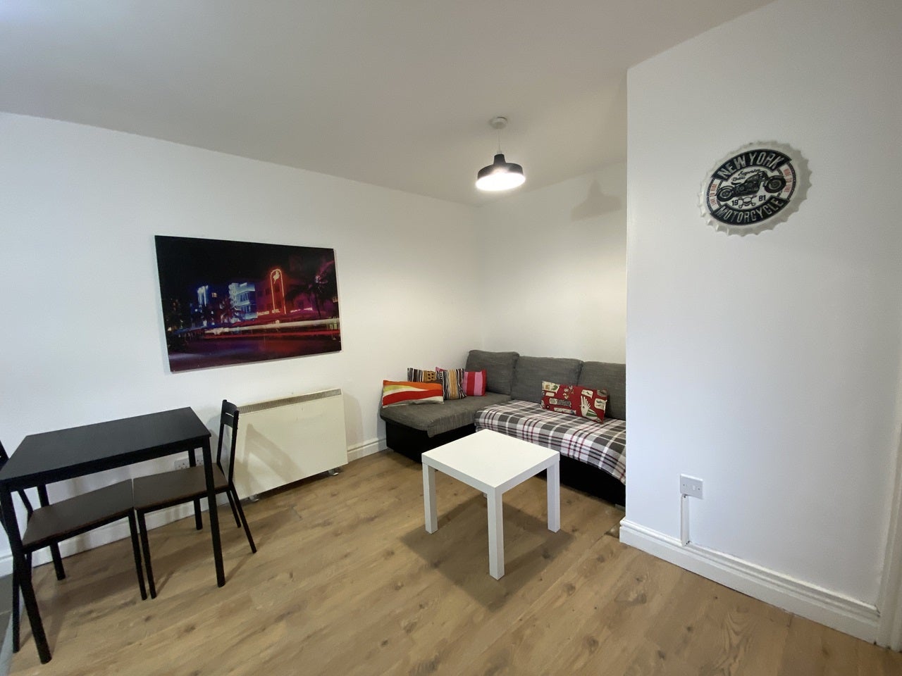 Flat Cyprus Road in Leicester