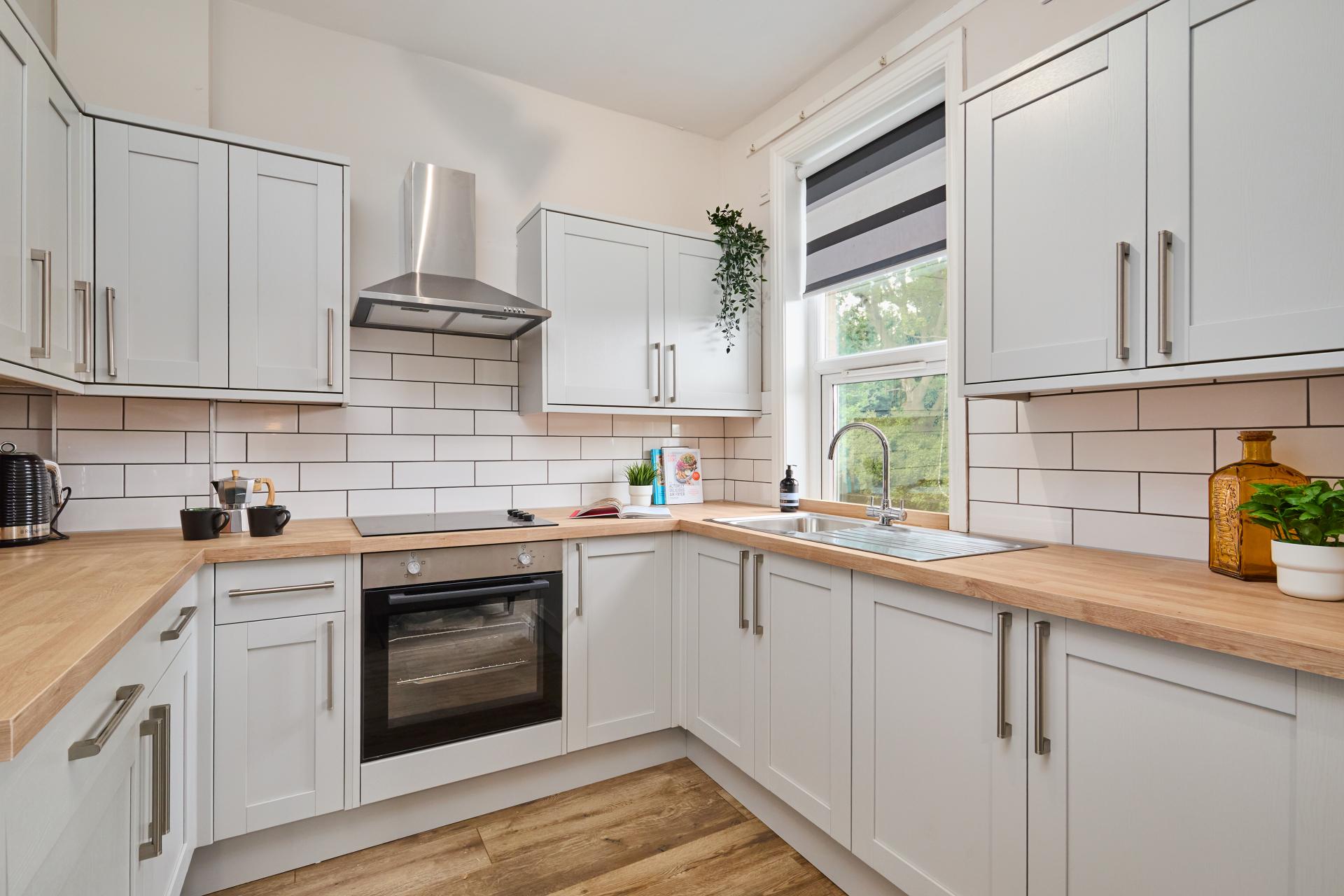 Room Delph Lane in Leeds