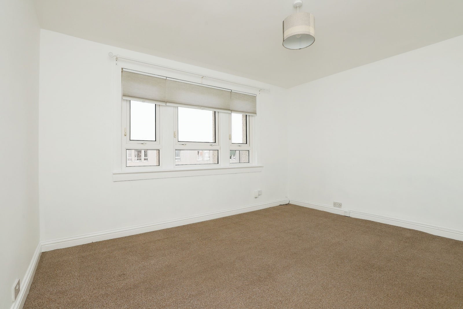 Flat Belmont Road in Paisley
