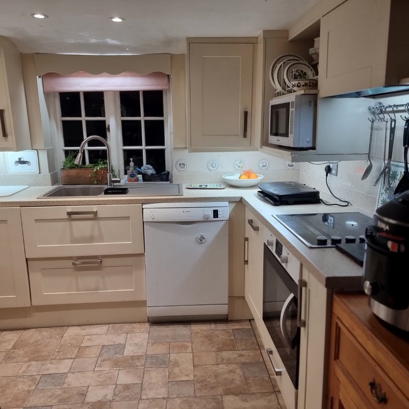 Room Grove Road in East Suffolk