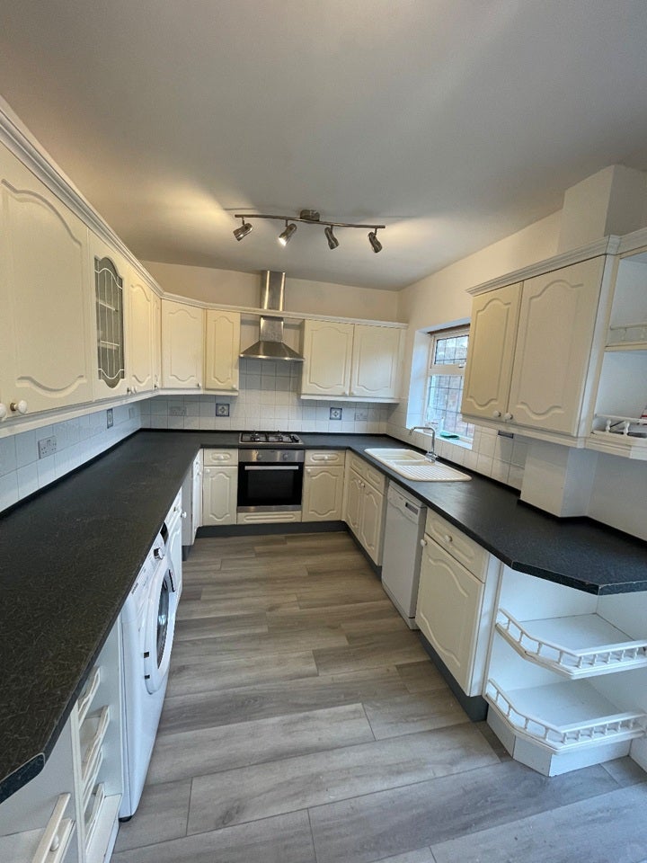 House Cypress Avenue in Greater London