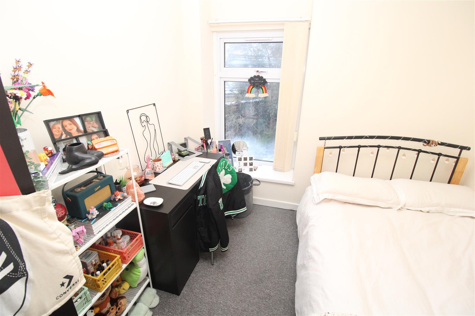 Flat Stow Hill in Pontypridd