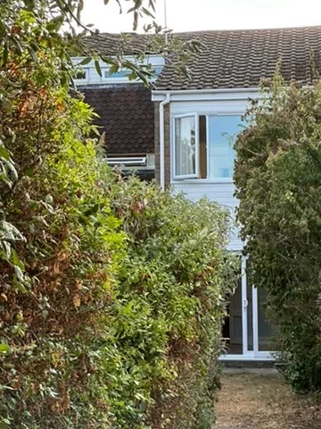 House Buckingham Gardens in Elmbridge