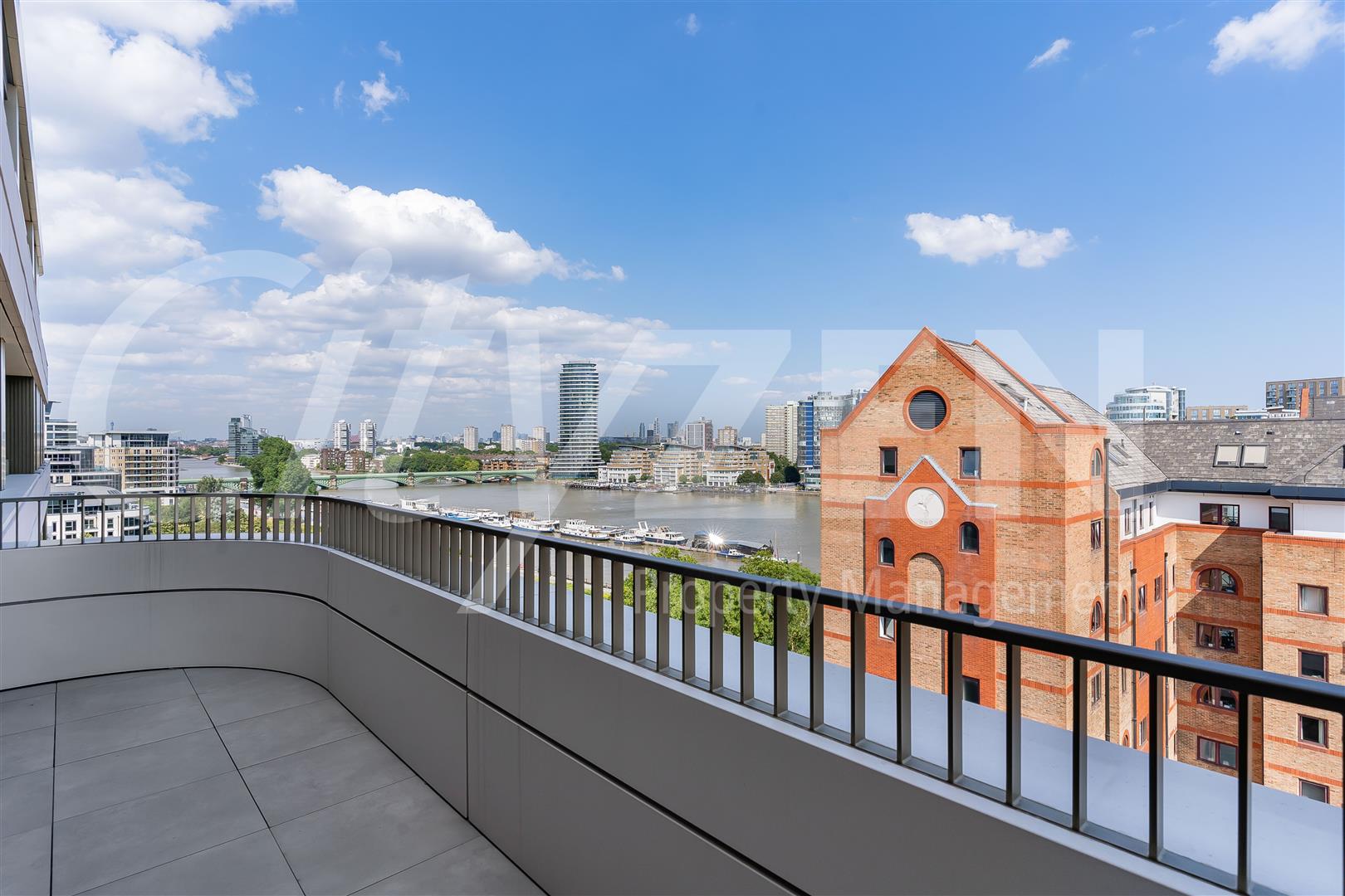 Flat William Morris Way in Greater London