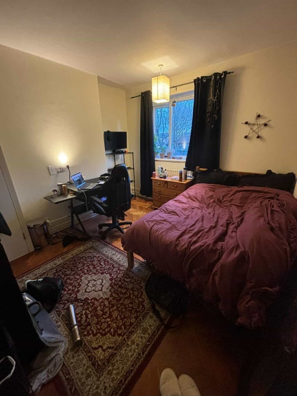 Room St. John's Drive in Greater London