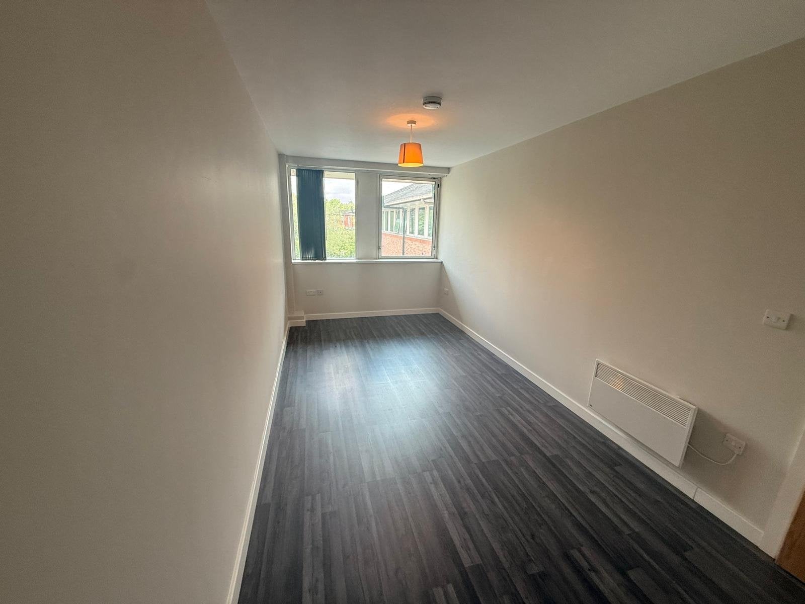 Flat The Uplands in Runcorn