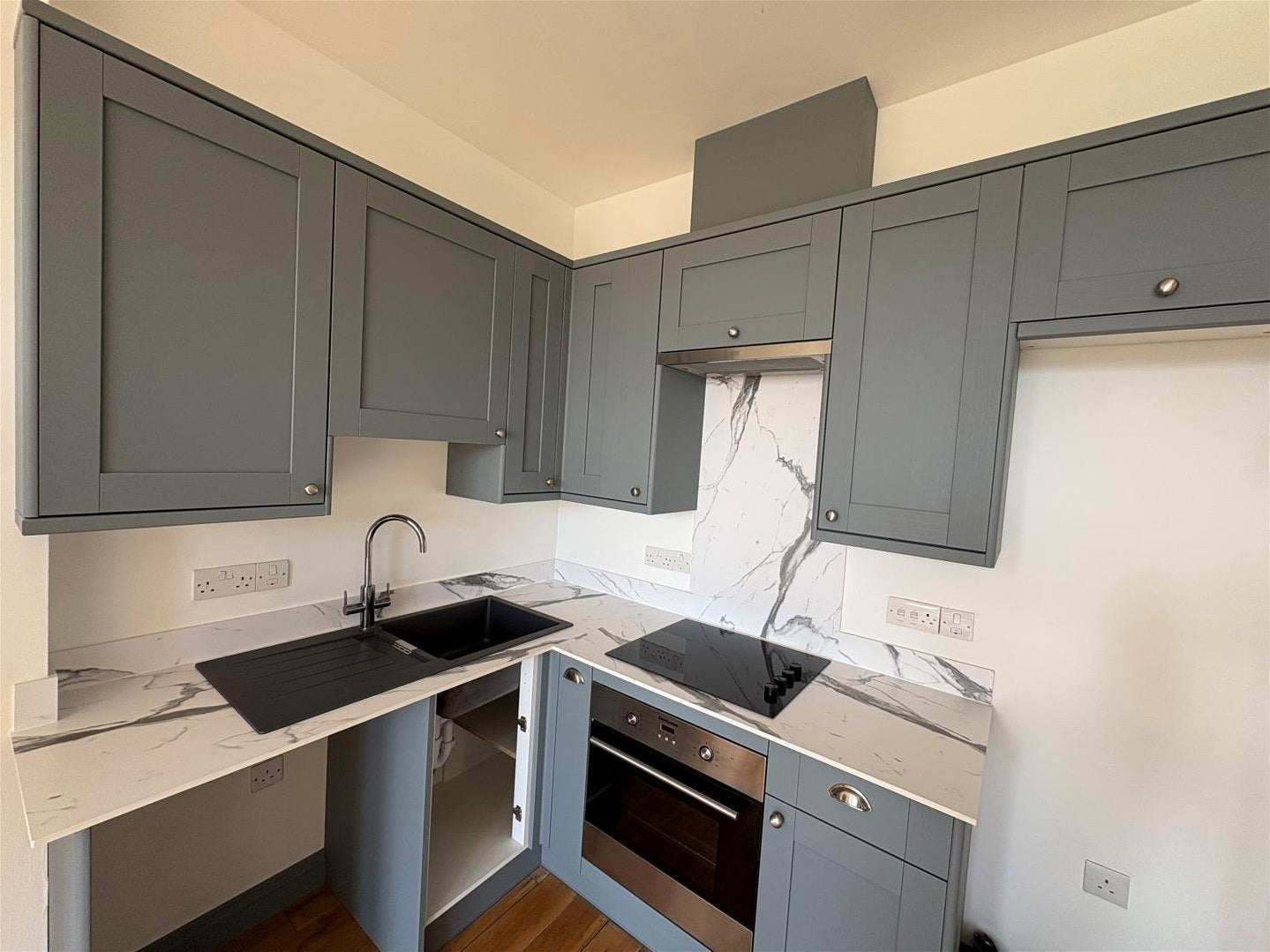 Flat Southside in Weston-super-Mare