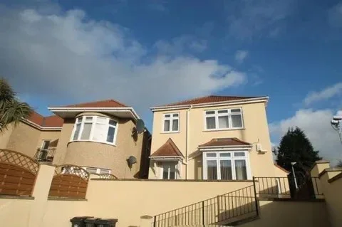 Flat Nags Head Hill in Bristol