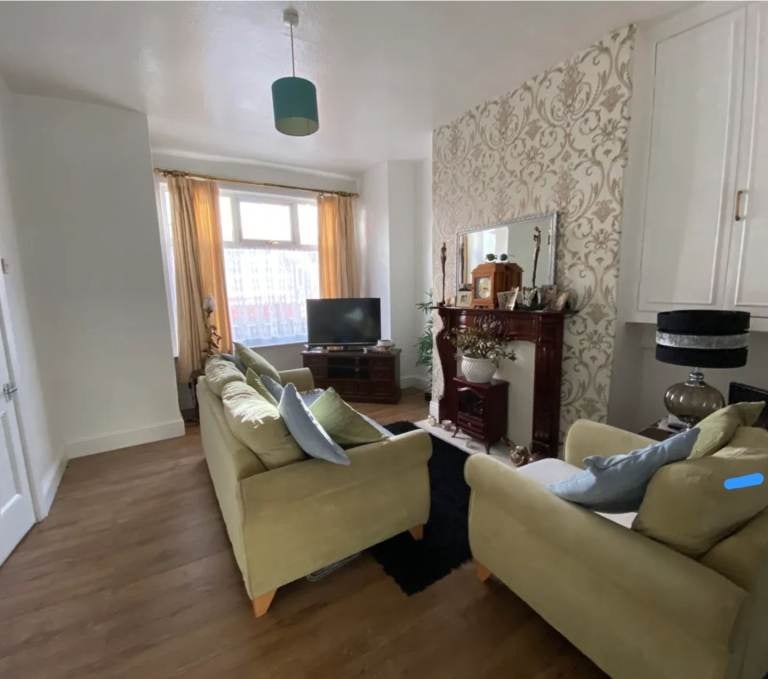 Flat Clarendon Road in Blackpool