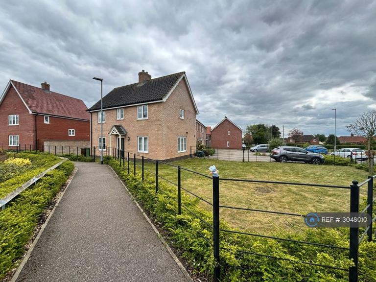 House Roundtree Way in Broadland