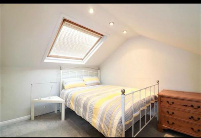 Room Colfe Road in Greater London