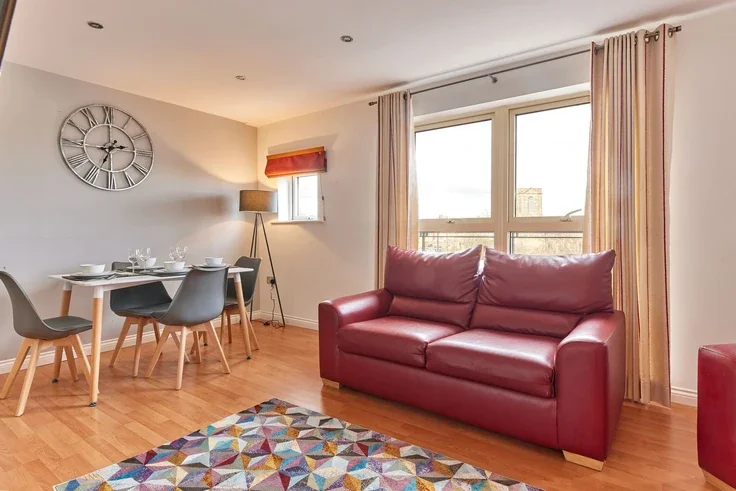 Flat Curzon Place in Gateshead