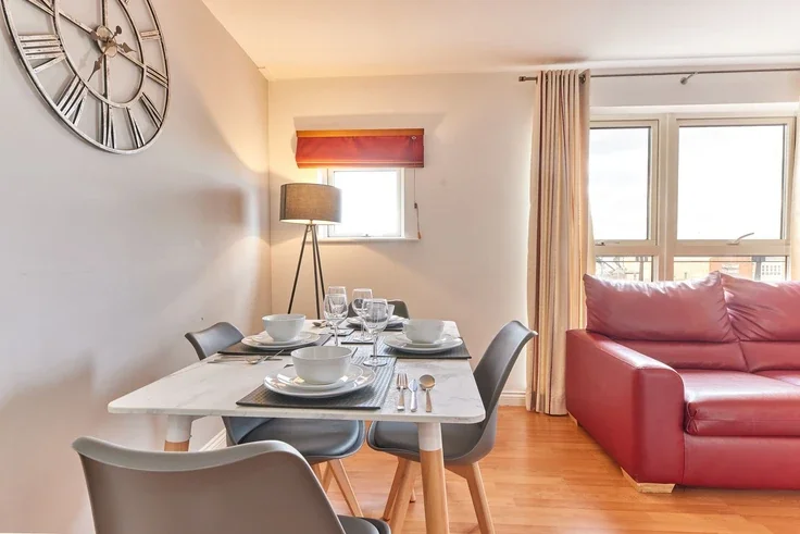 Flat Curzon Place in Gateshead