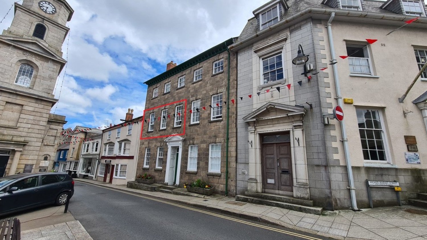 Flat Saracen Way in Penryn