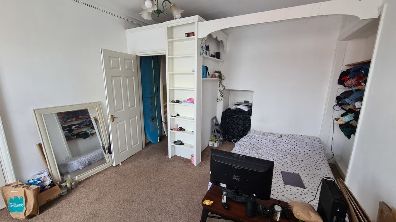 Flat Saracen Way in Penryn