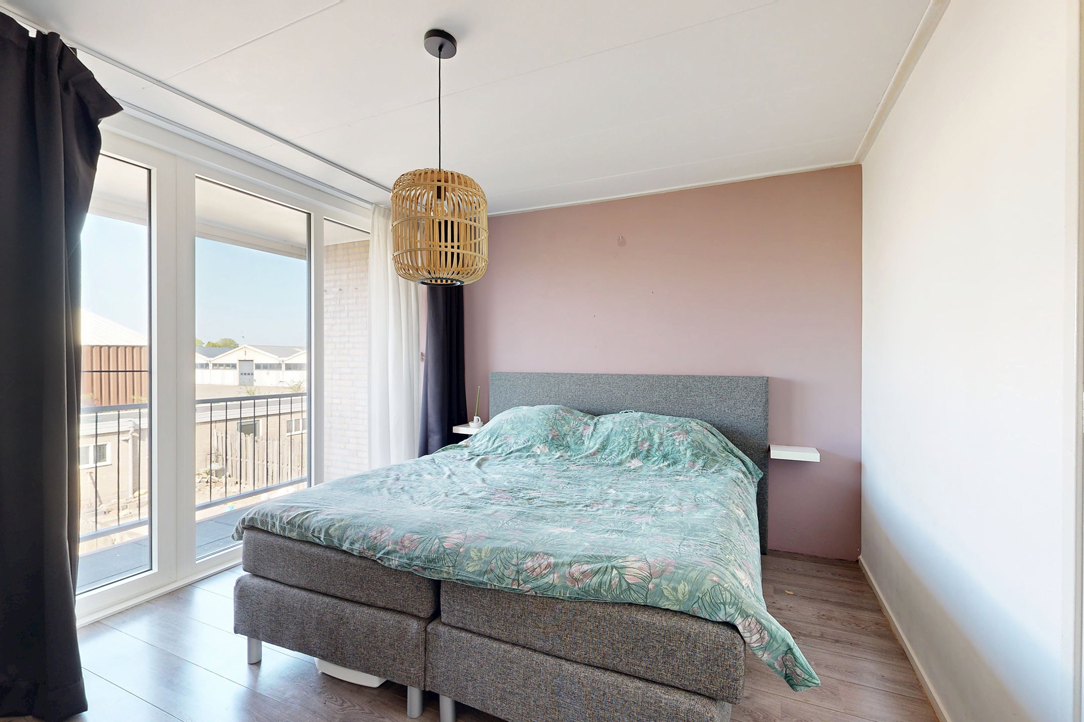 Tussenwoning te koop: Van Gaasbeekstraat 71, Klundert