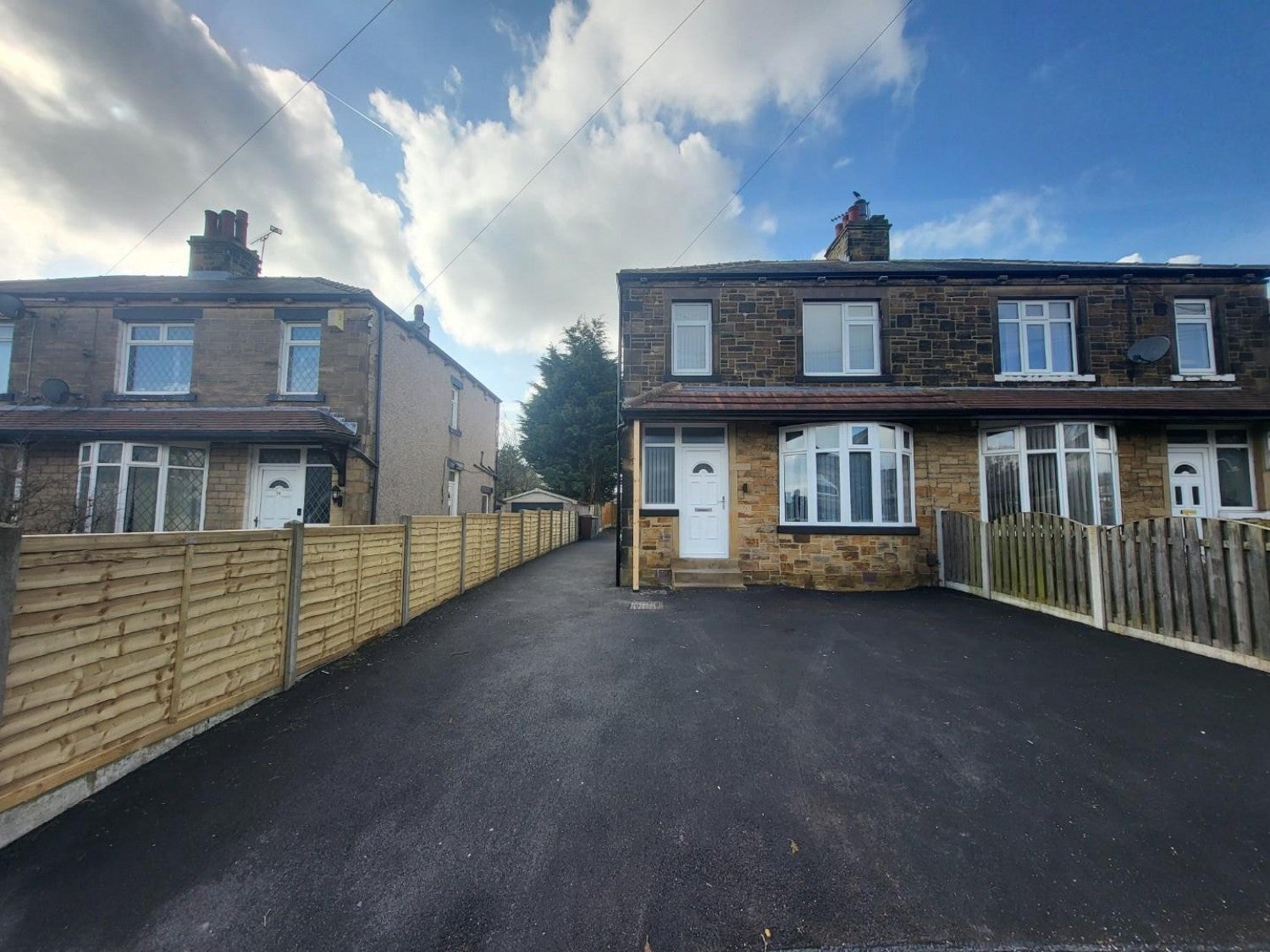 House Peckover Drive in Leeds